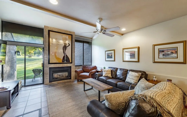 Park Avenue 3 Bedroom Condominiums