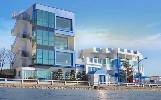 Blue Latte Poolvilla