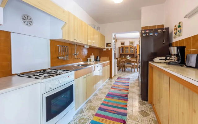 Apartment Aura