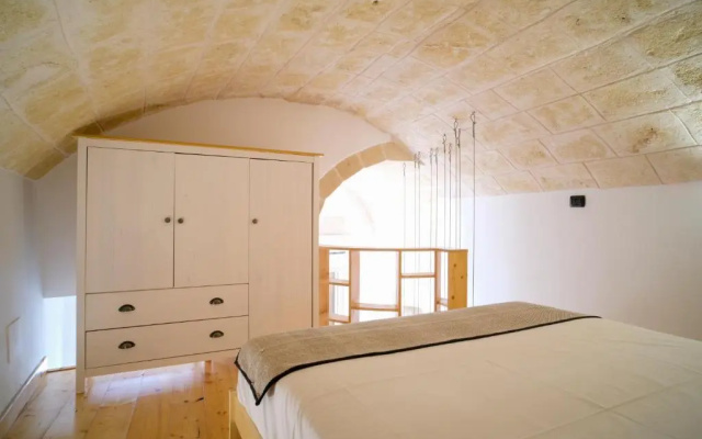 Al Chiasso 12 (Adults Only)