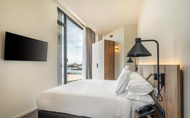 LIVVO Lumm Hotel 