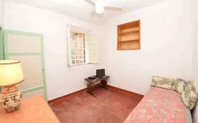 Massarosa Garden Cottage