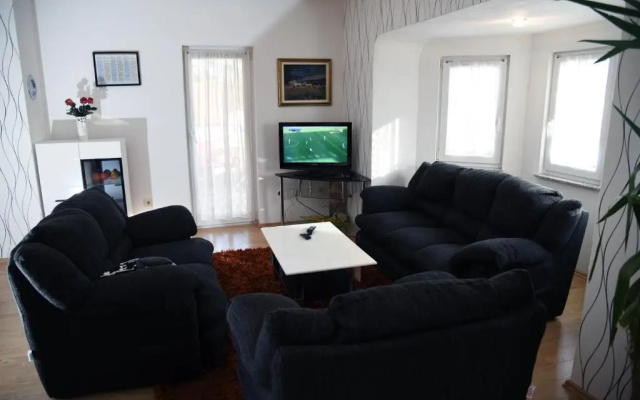 Apartment Mario