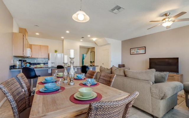 3185 Tocoa Circle