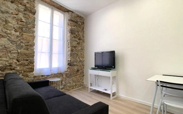 Renovated apartment AC - wifi - 2-4pers - Center Antibes rue James Close