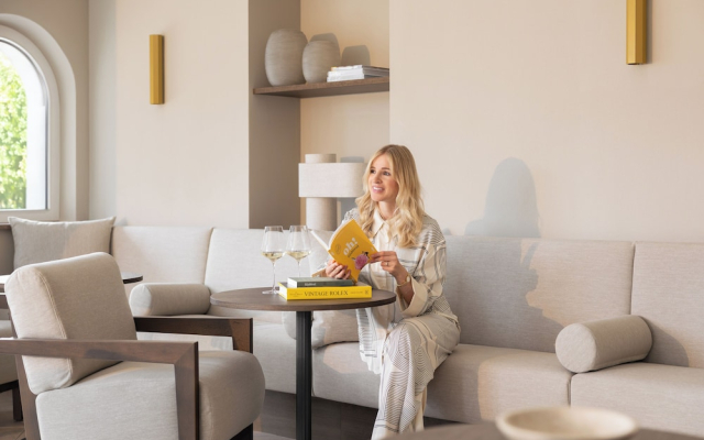 Lingers Suites & Residence