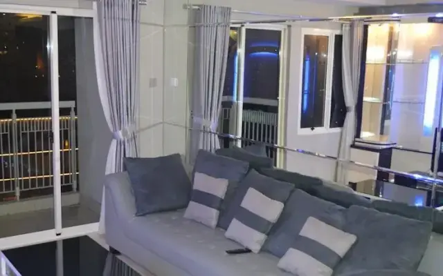 M Royal Mediterania Apartment