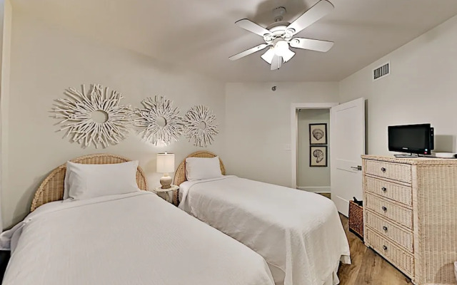 Bluewater #403 by Southern Vacation Rentals