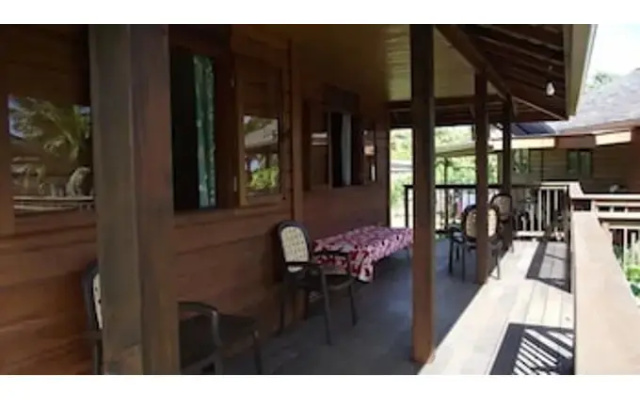 Moorea Surf Bed and Breakfast