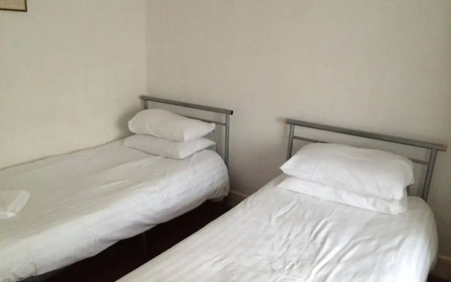 Lindal Hotel