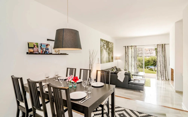 Apartment Los Dragos - Roomservice