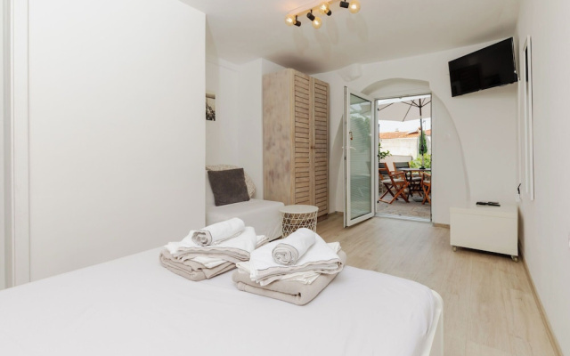 House Punat Residence