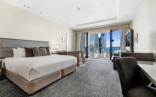 Gold Tower Private 17th Level Suite with Ocean Views