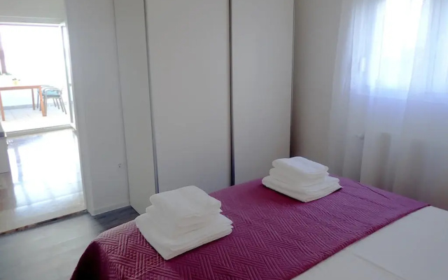 Apartment in Maslenica With Sea View
