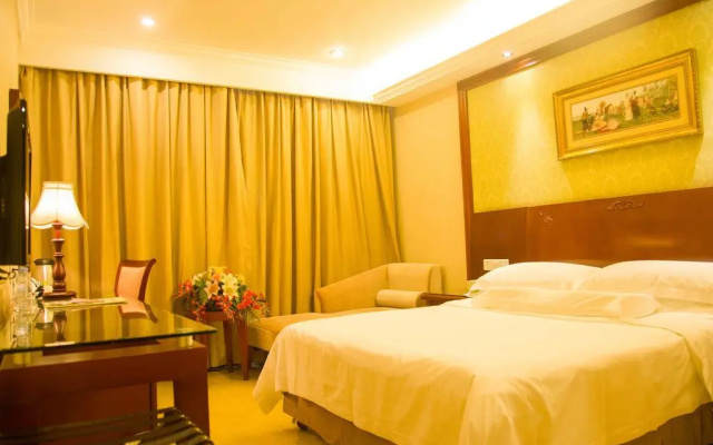 Vienna Hotel Xiangyang Railway Station
