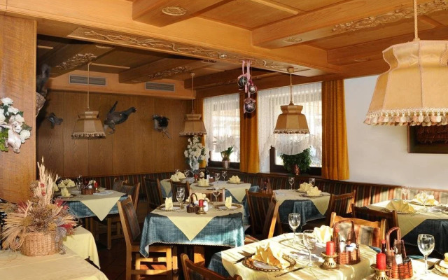 Hotel Serles