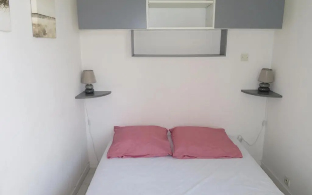 Appartement Sète, 2 Pièces, 4 Personnes - Fr-1-338-82