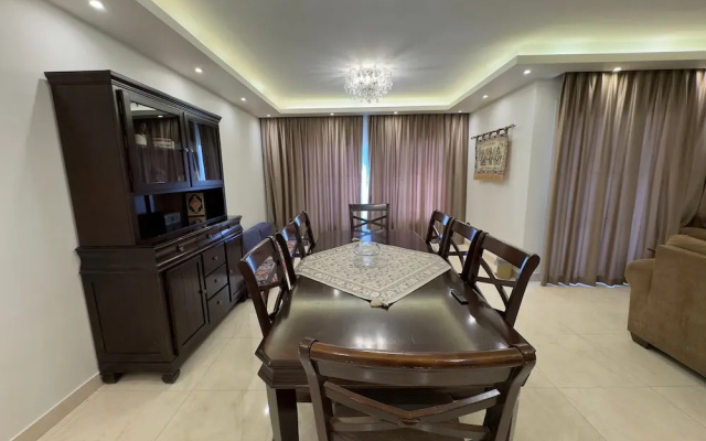 CK 1108 Spacious 2BR Apt 2BA Near Airport