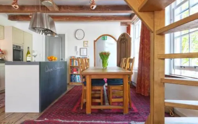 Former Rembrandt Workshop Apartment
