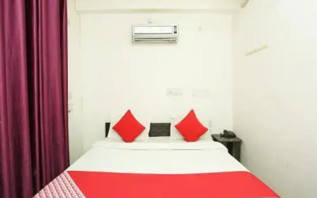 OYO 17329 R K Hotel