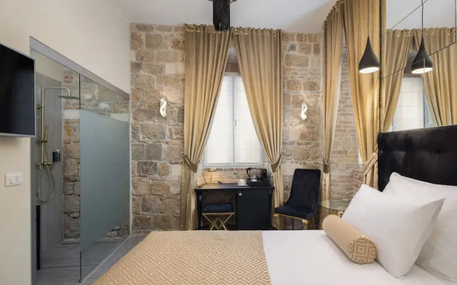 Luxury rooms Golden Palace City Centre