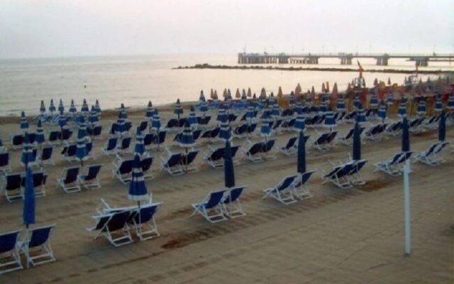 Tirreno Beachfront Apartments
