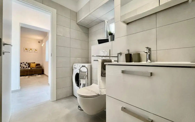 Apartment Erika - for 2 near the beach