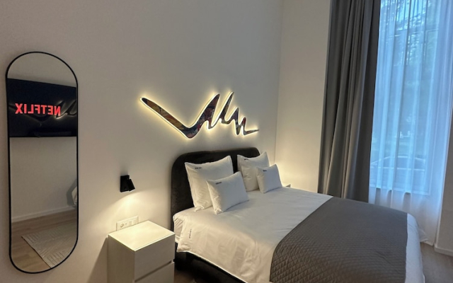 Hotel Eleven