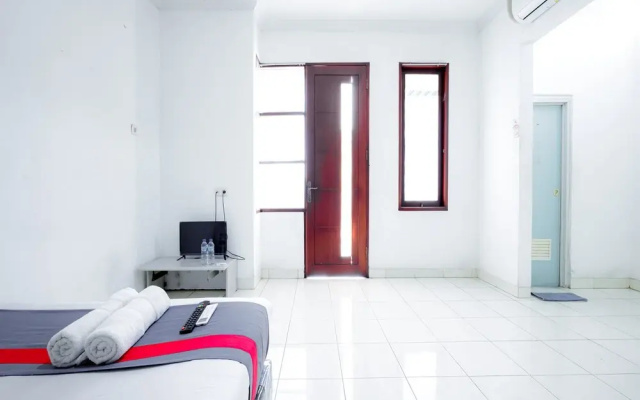 J&B Rooms Tomang Jakarta Mitra RedDoorz