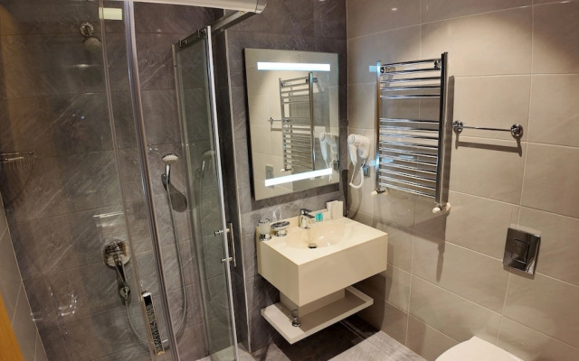 Naftalan Central Wellness Resort