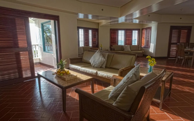 Canyon Cove Resort