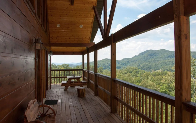 WESTERN SKY - 2 Br Cabin