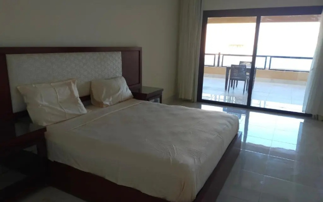 Serenity The View Golden Residence