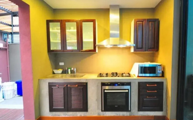 The Romn Villa