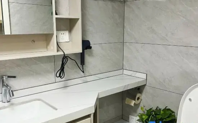 Xiangchu Yousu Homestay (Zhujiang Xinghuan Machang Subway Station)