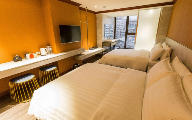 Q21 Hotel