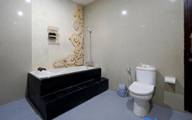 6 BR Twin Villa with Private Pool West Sanur