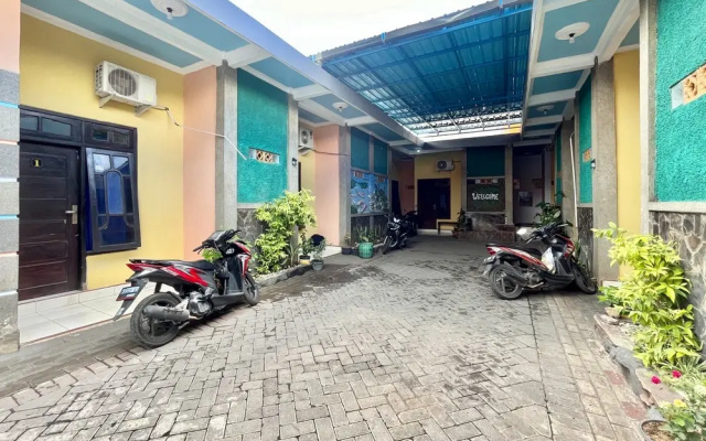 Raysha Luxury Guest House Mitra RedDoorz