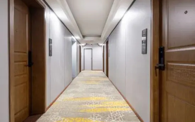 Changsha Jiuding Hotel (University of Traditional Chinese Medicine)