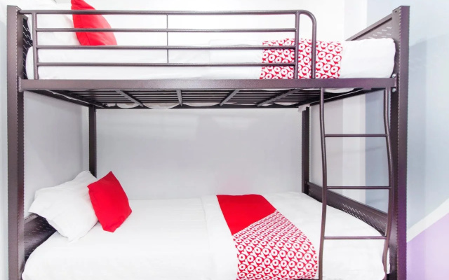 OYO 330 Cchinee Hotel