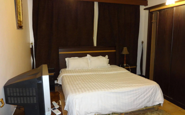 Orans Suites 1