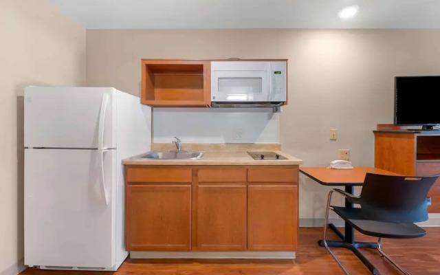 Studio 6 Extended Stay Birmingham Pelham AL