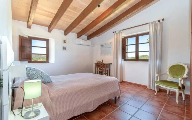 Villa in Alcudia With Private Pool & Terrace