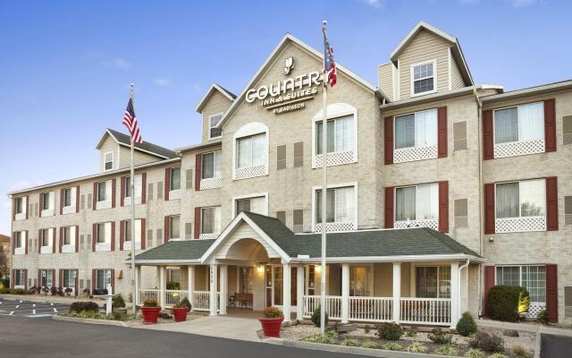 Отель Country Inn & Suites Columbus Airport США, Колумбус - отзывы, цены и фото номеров - забронировать отель Country Inn & Suites Columbus Airport онлайн вид на фасад