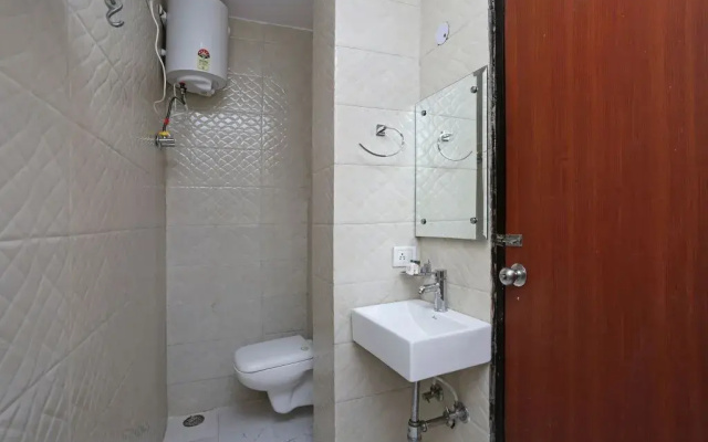 Hotel Delhi Delight By OYO Rooms