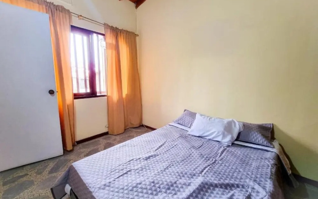 Hostal - Casa Rionegro