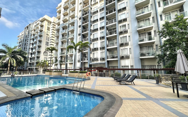 One Palm Tree Villas Across MNL Airport T3