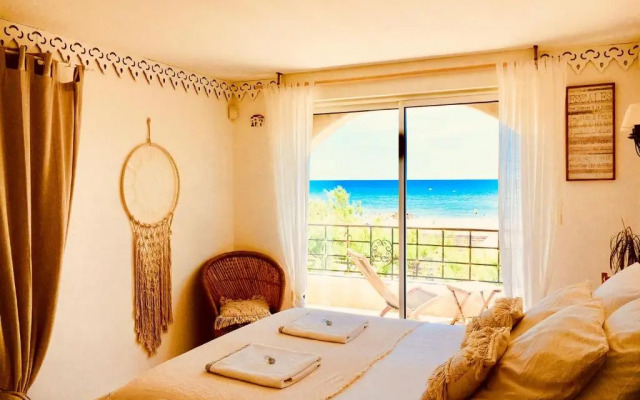 Mas Andalou Fabuleuse première ligne de mer, plage privative