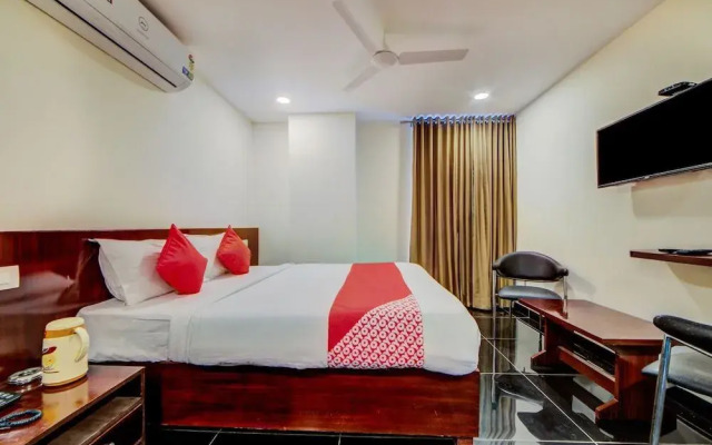 Supraja Cyber View by OYO Rooms