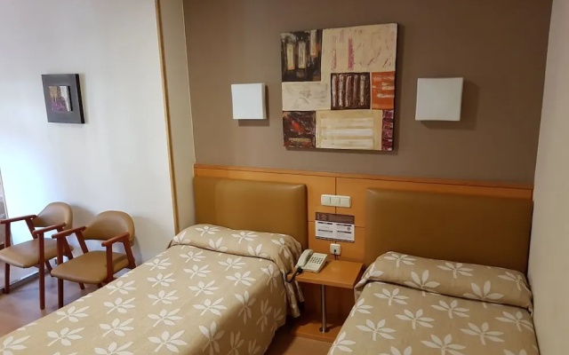 Hostal Arotza